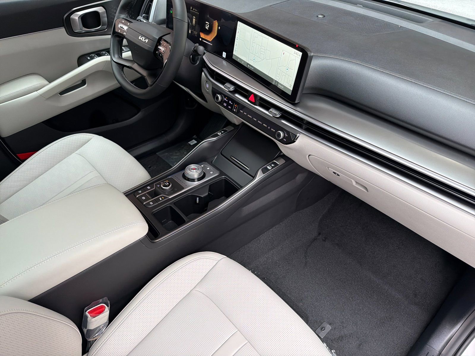 New 2026 Kia Sorento EX w/ EX Premium Package AWD/4WD image 17
