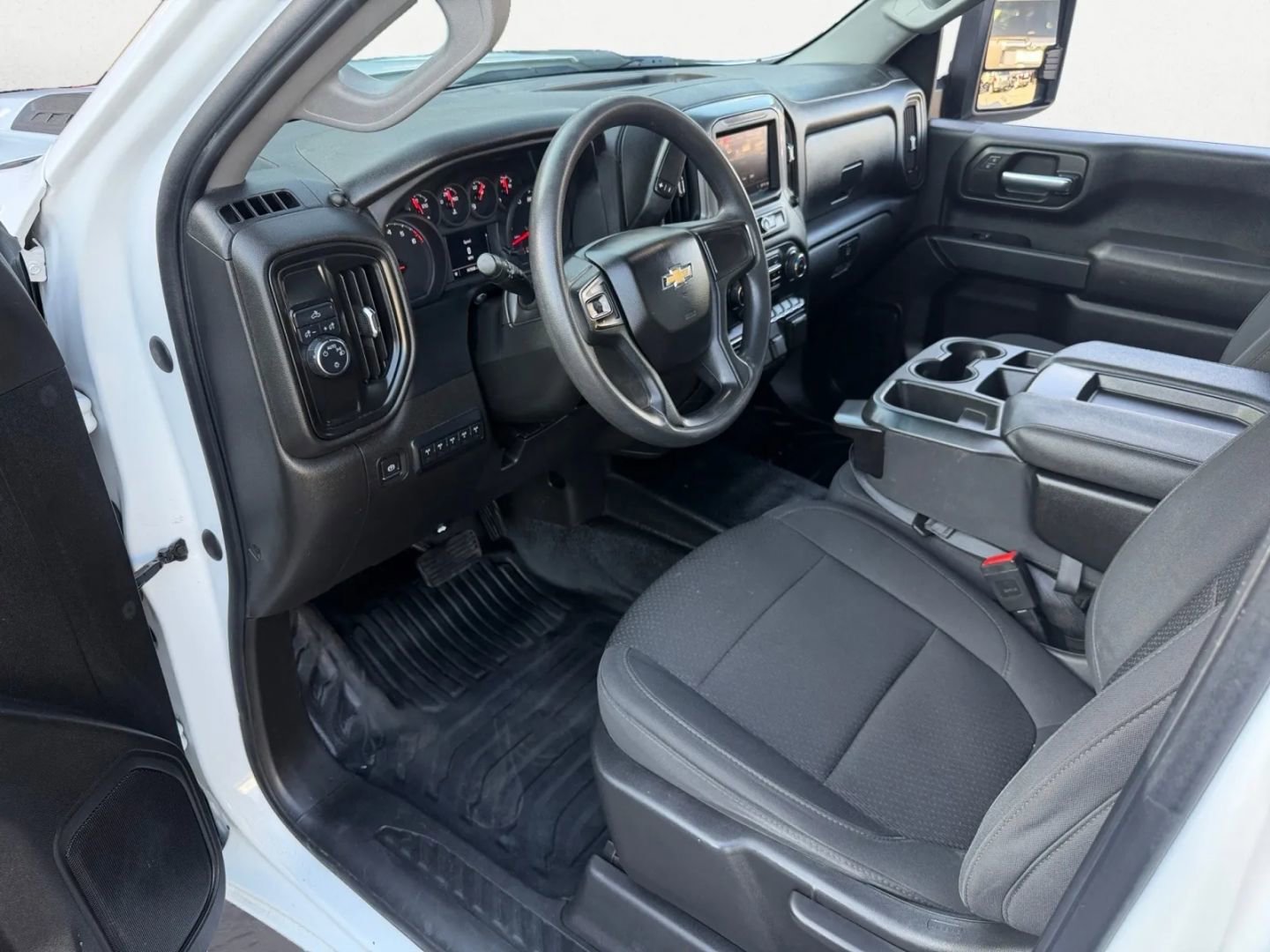 Used 2022 Chevrolet Silverado 2500 W/T w/ WT Convenience Package image 15