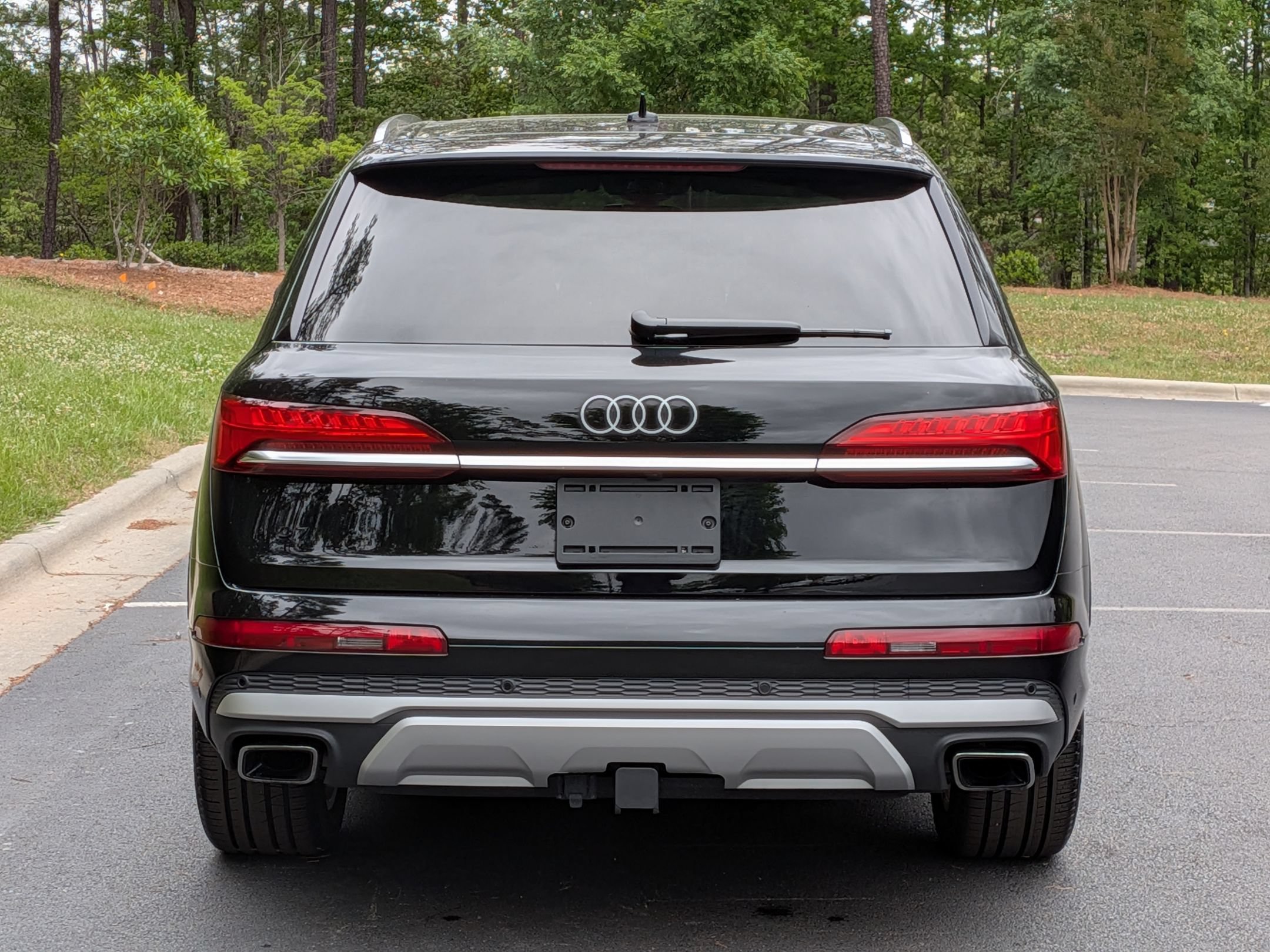 Used 2025 Audi Q7 3.0T Prestige AWD/4WD image 31