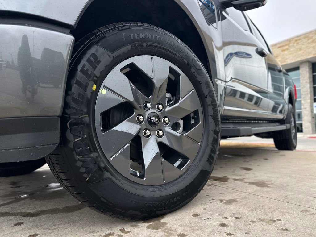 New 2025 Ford F150 Lightning Flash image 71