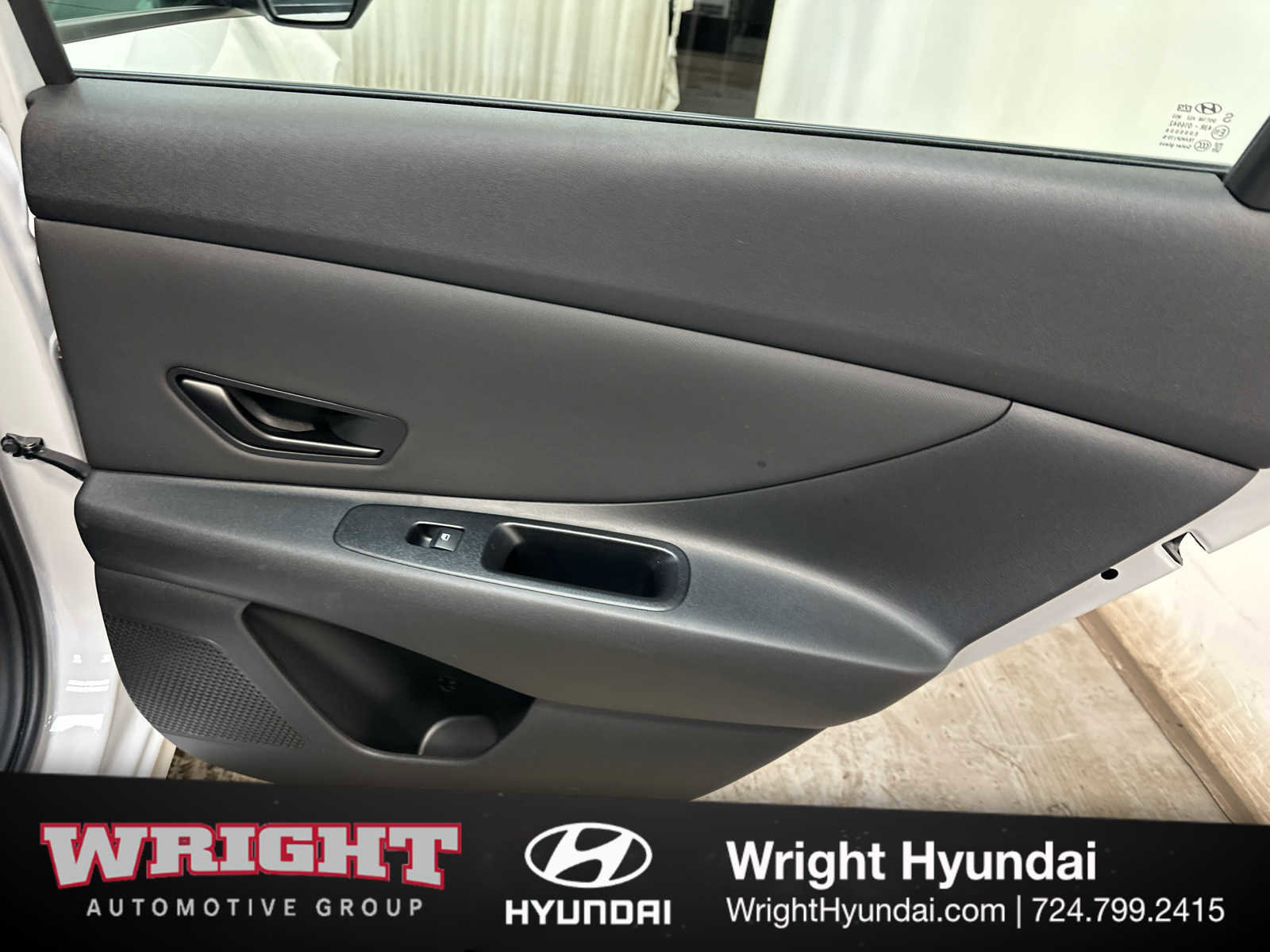 Used 2025 Hyundai Elantra SEL image 15