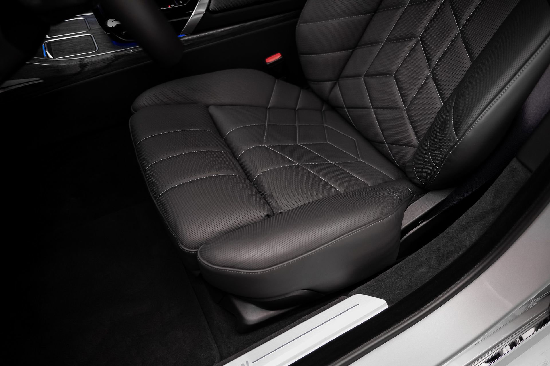 Used 2024 BMW i7 eDrive50 RWD image 61