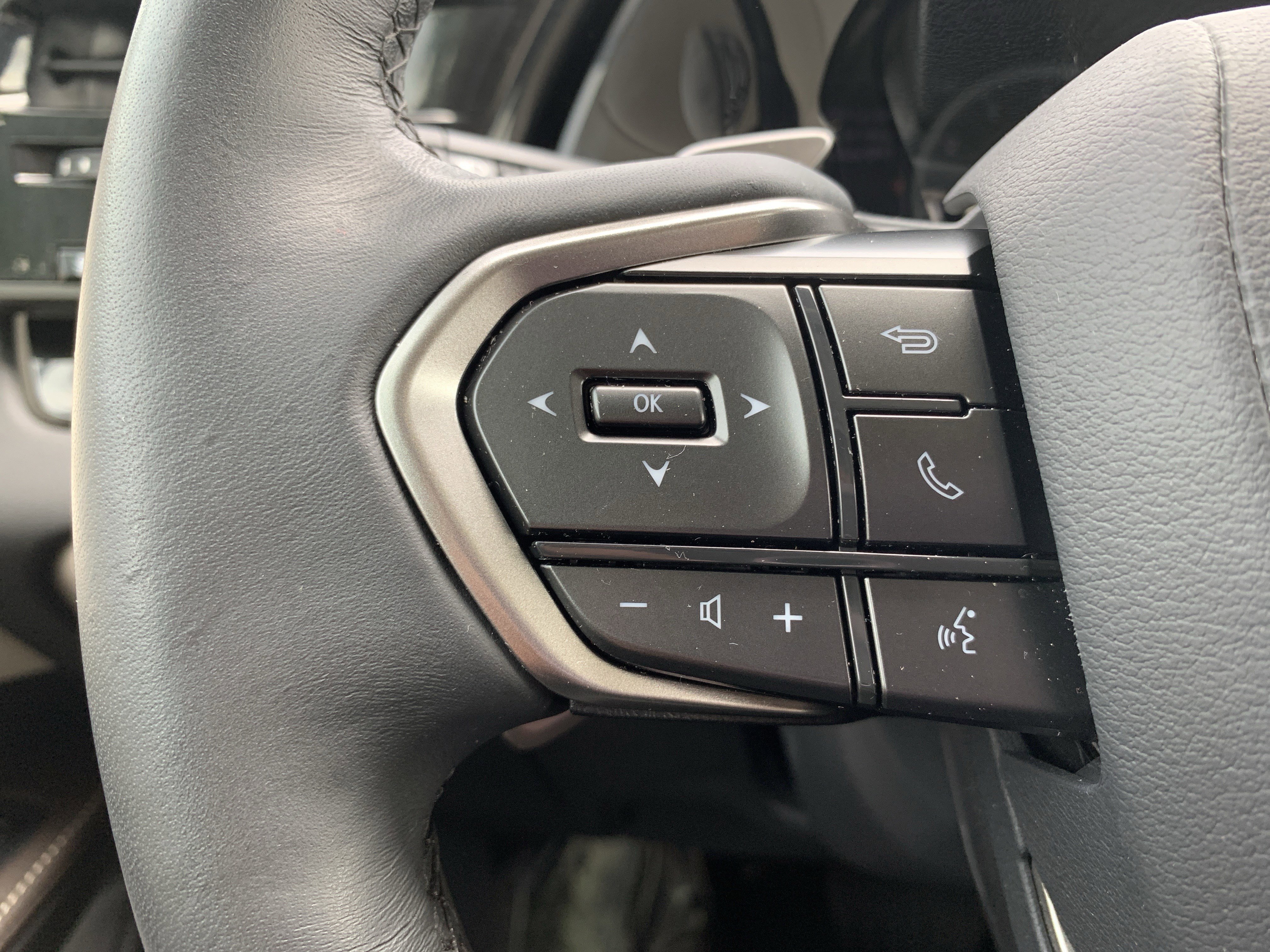 Used 2023 Lexus RX 350 FWD image 19