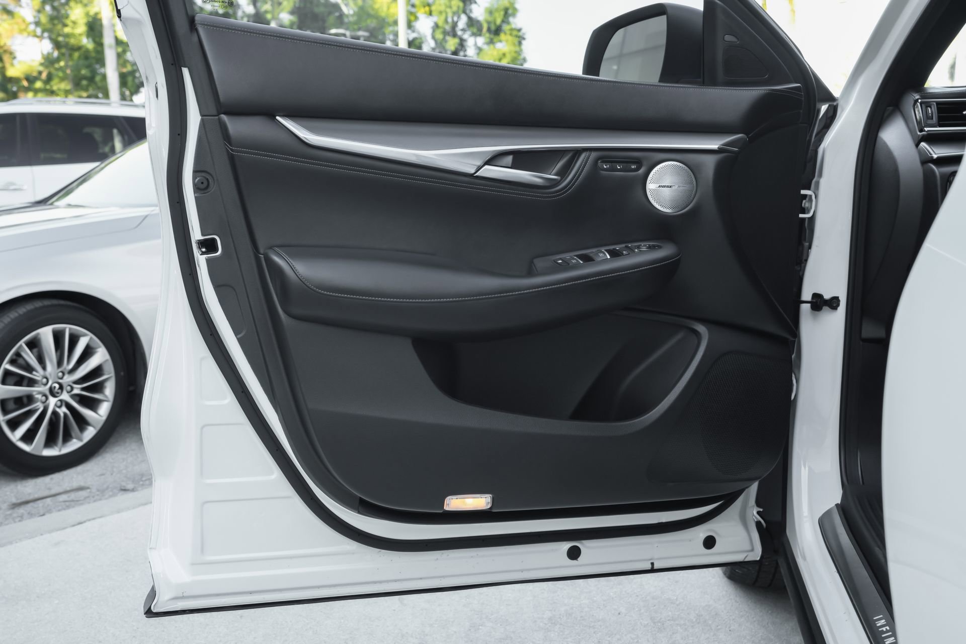 Certified 2023 INFINITI QX55 Essential image 30