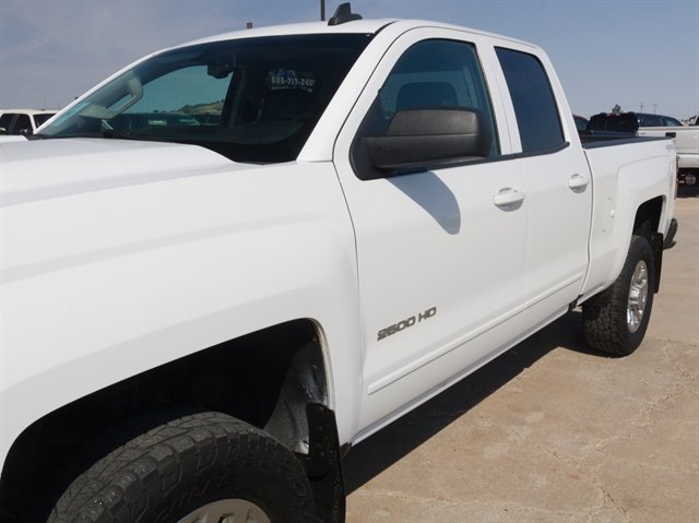 Used 2016 Chevrolet Silverado 2500 LT w/ LT Convenience Package AWD/4WD image 8