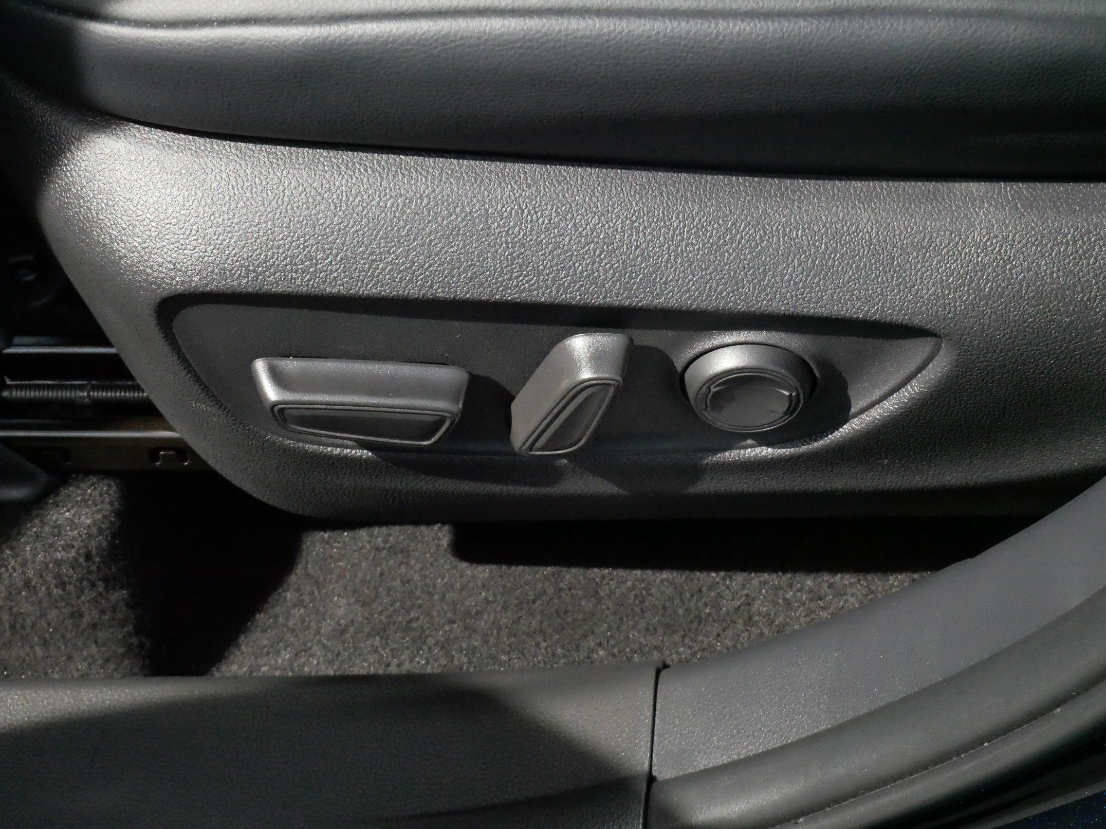 Certified 2026 Toyota Highlander XLE AWD/4WD image 20