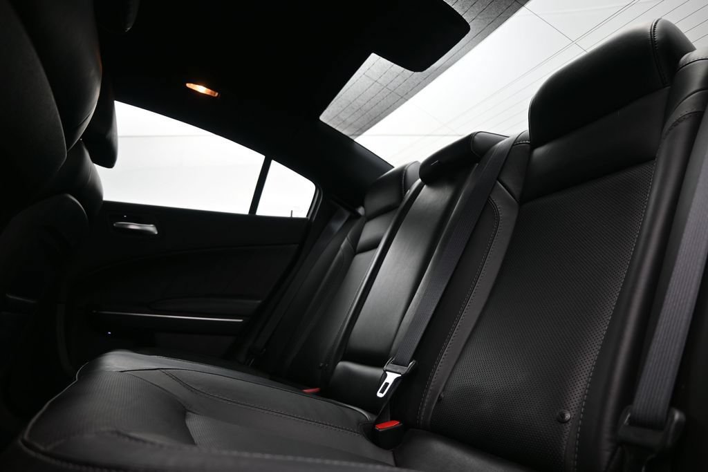 Used 2018 Dodge Charger GT AWD/4WD image 13
