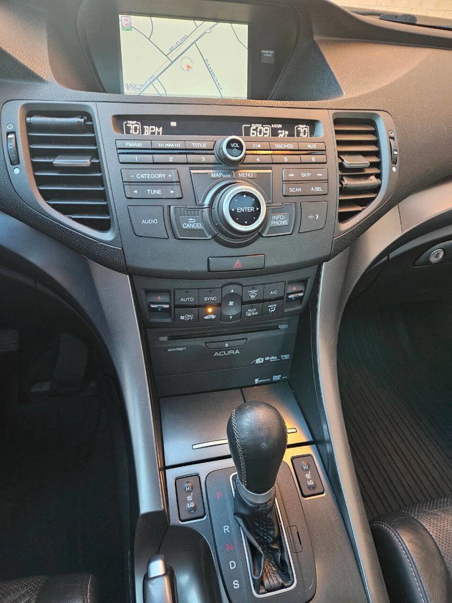 Used 2011 Acura TSX w/Tech 4dr Sedan 5A w/Technolo image 23