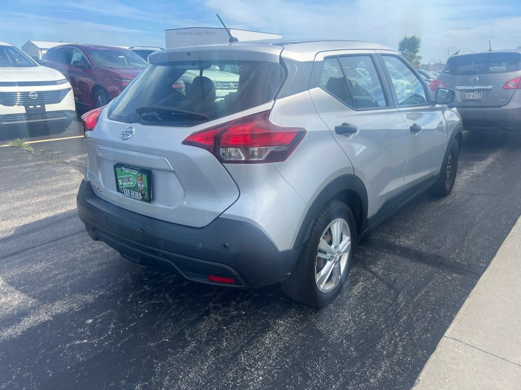 Used 2020 Nissan Kicks S FWD image 6