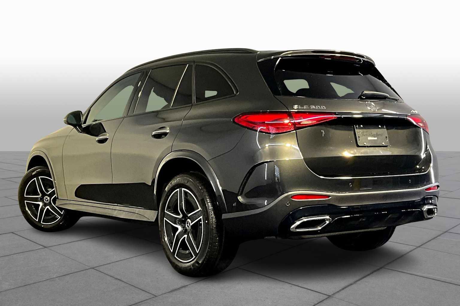 New 2026 Mercedes-Benz GLC 300 4MATIC image 3