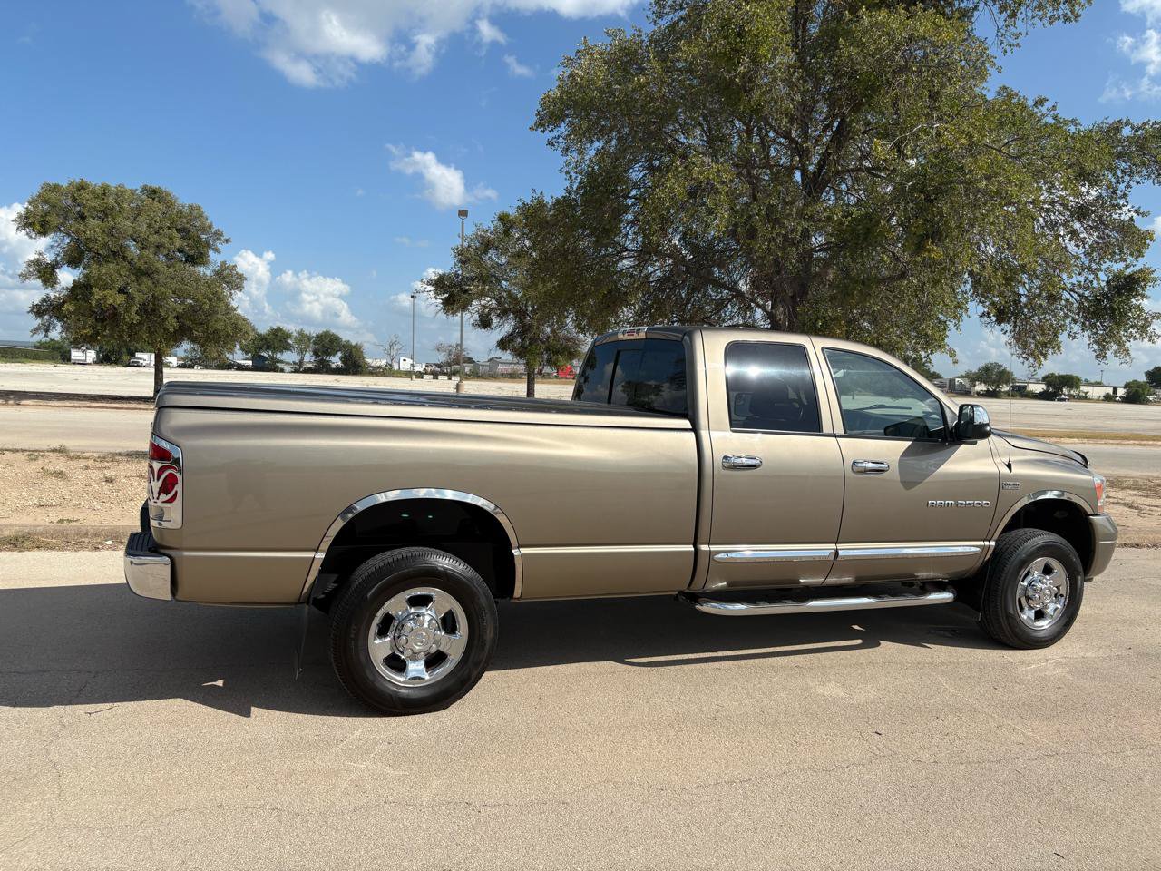Used 2006 Dodge Ram 2500 Truck Laramie AWD/4WD image 71