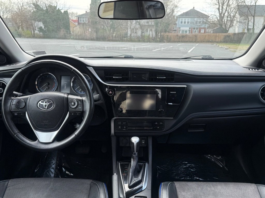 Used 2017 Toyota Corolla SE w/ Carpet Mat Package (TMS) image 19