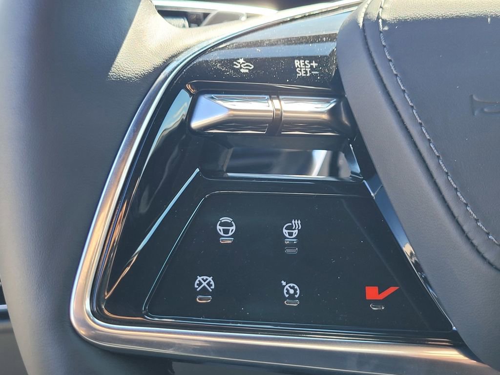 New 2026 Cadillac Lyriq V image 19