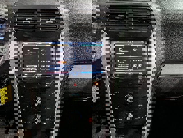 Used 2015 Ford Explorer XLT w/ Equipment Group 202B image 39