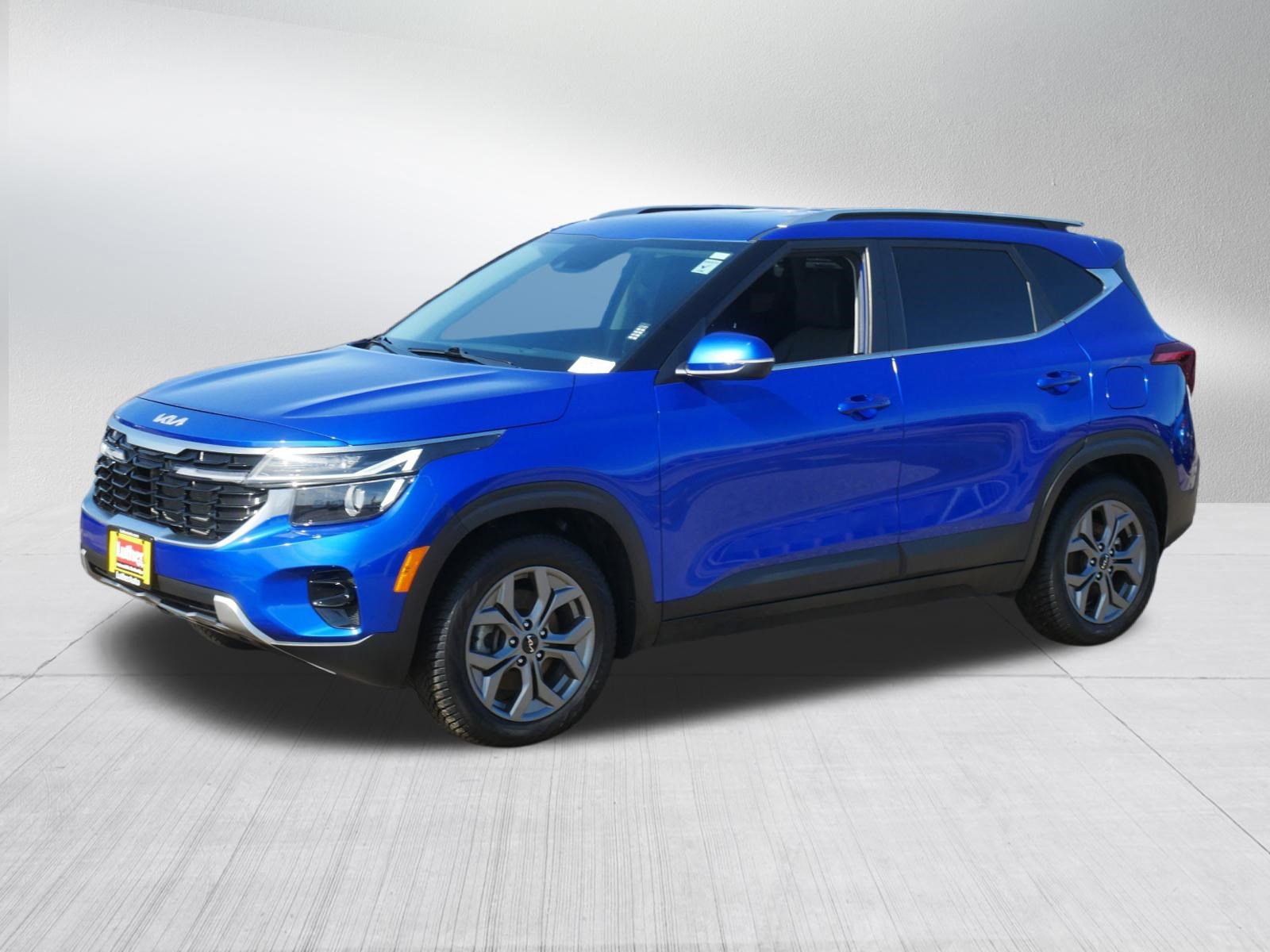 Used 2024 Kia Seltos S image 3