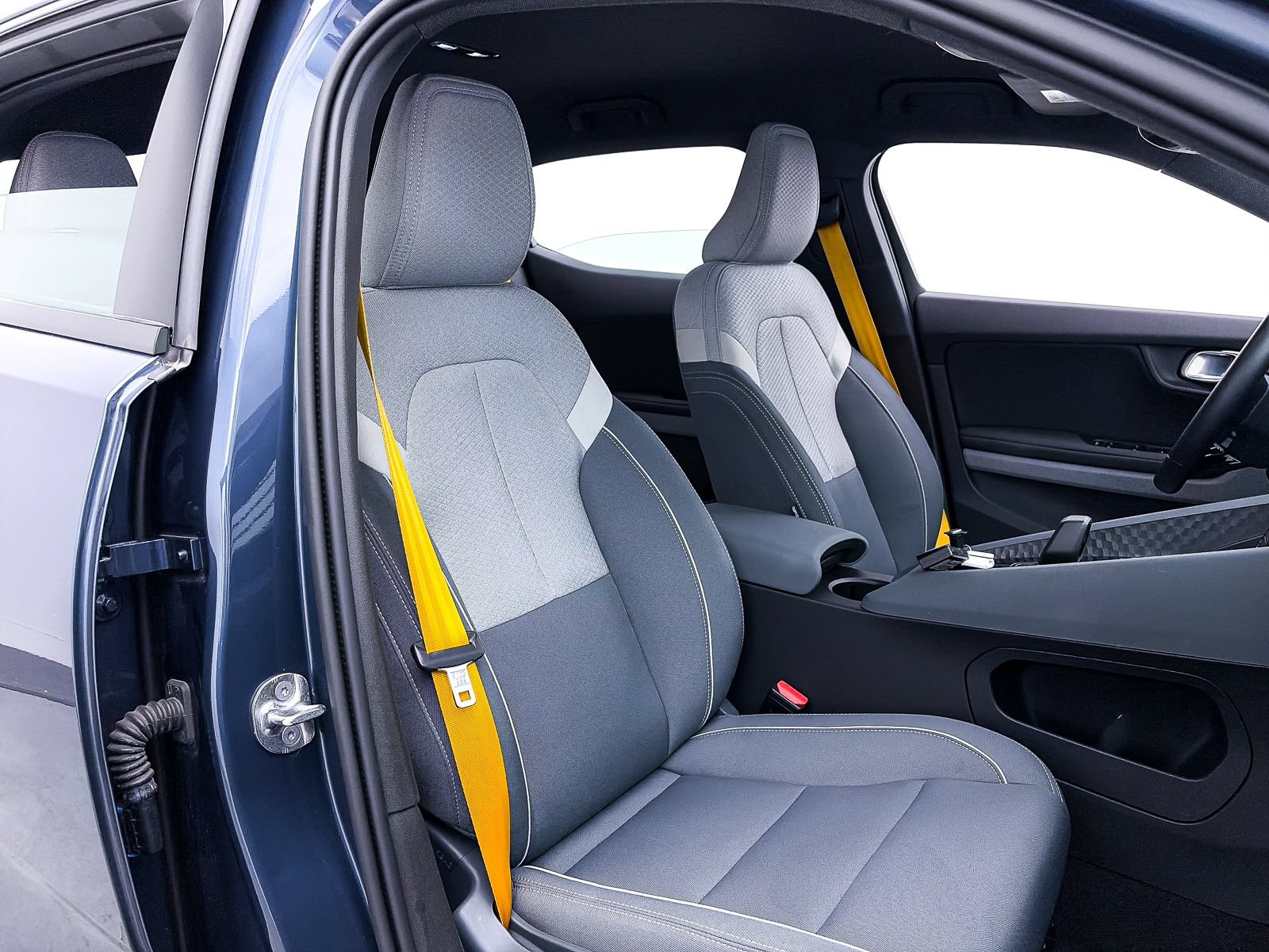 Used 2023 Polestar Polestar 2 AWD/4WD image 38