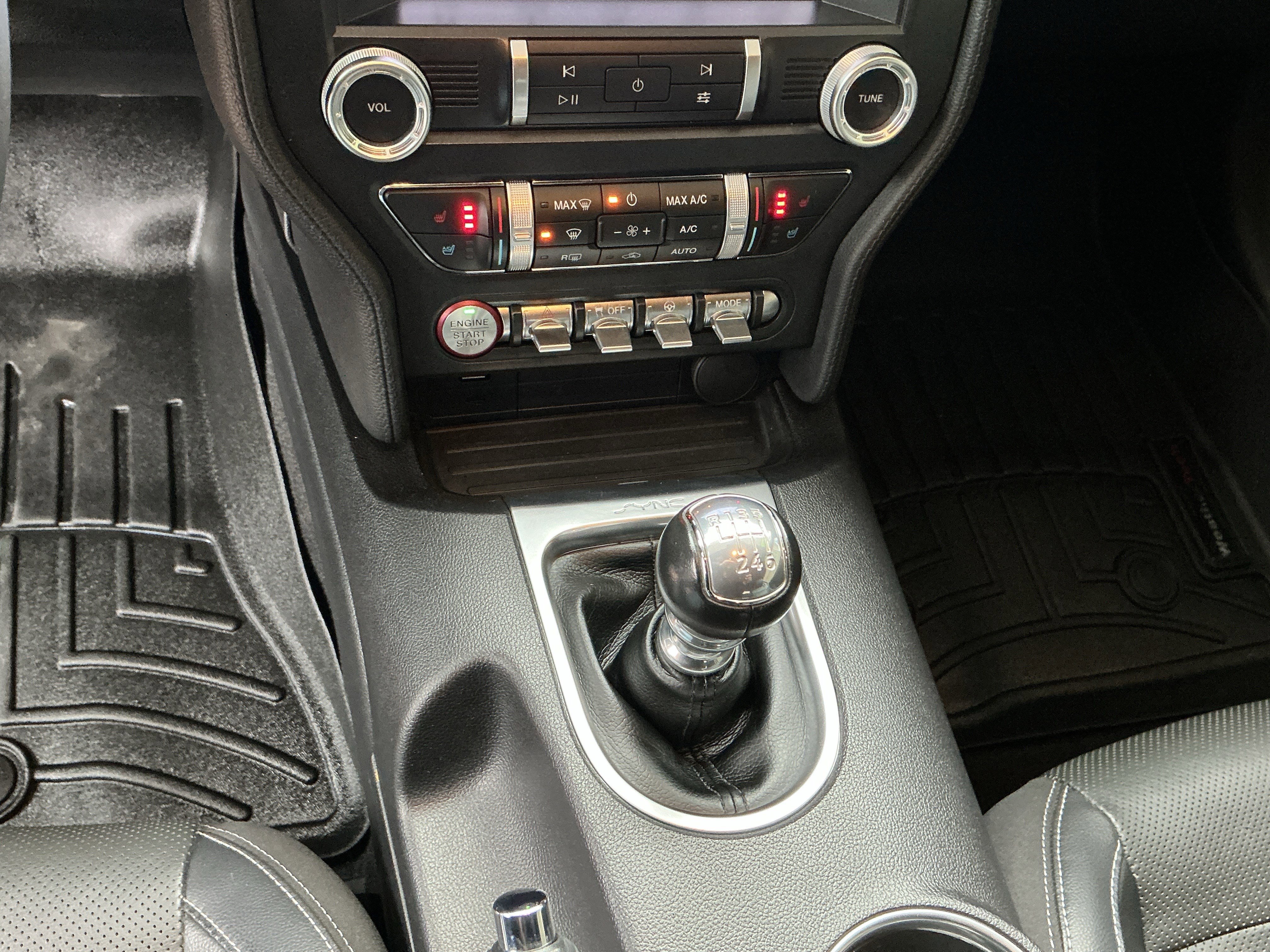 Used 2019 Ford Mustang Premium image 27