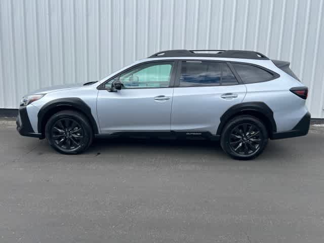 Used 2023 Subaru Outback Onyx Edition image 3