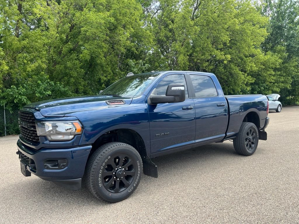Used 2024 RAM 2500 Big Horn w/ Night Edition AWD/4WD image 9