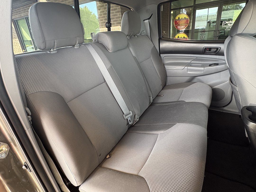 Used 2014 Toyota Tacoma 4x4 Double Cab w/ TRD Sport Package image 29