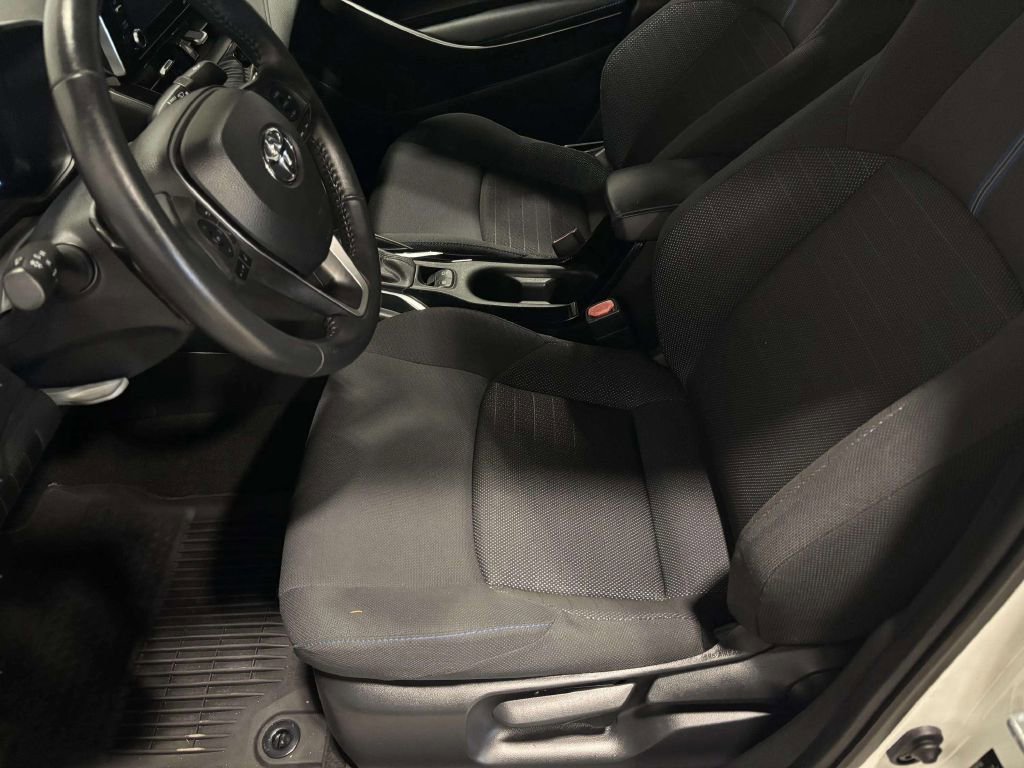 Used 2021 Toyota Corolla SE image 13