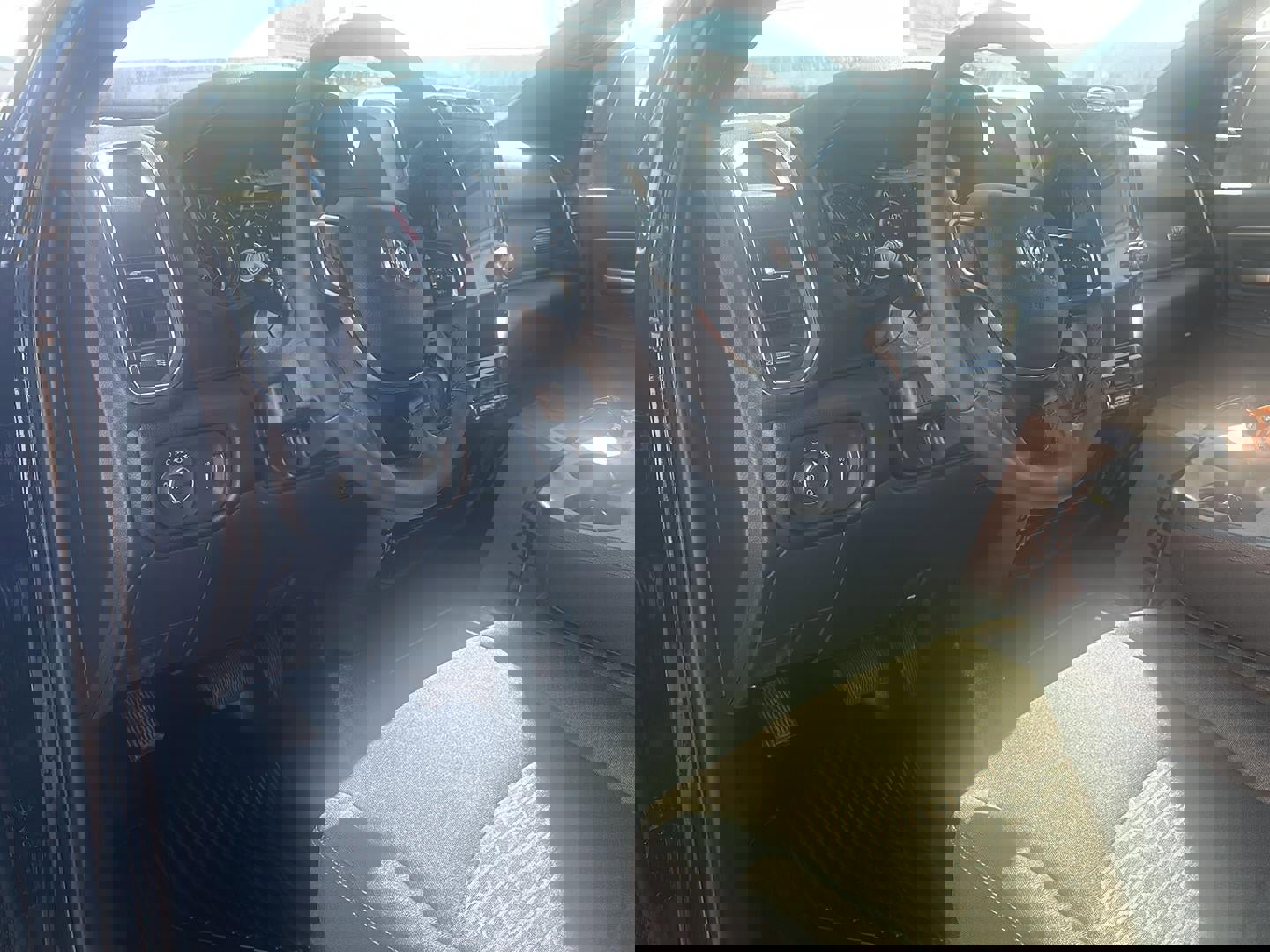 New 2026 RAM 5500 4x4 Regular Cab image 9