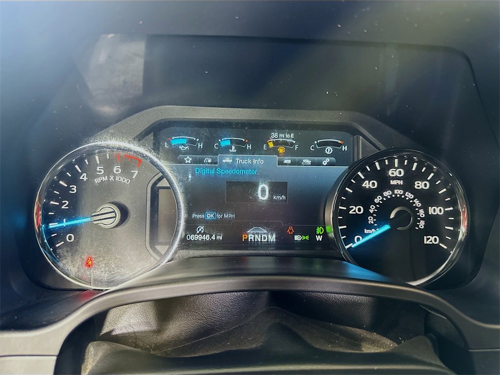 Used 2018 Ford F150 Platinum w/ Equipment Group 701A Luxury image 24