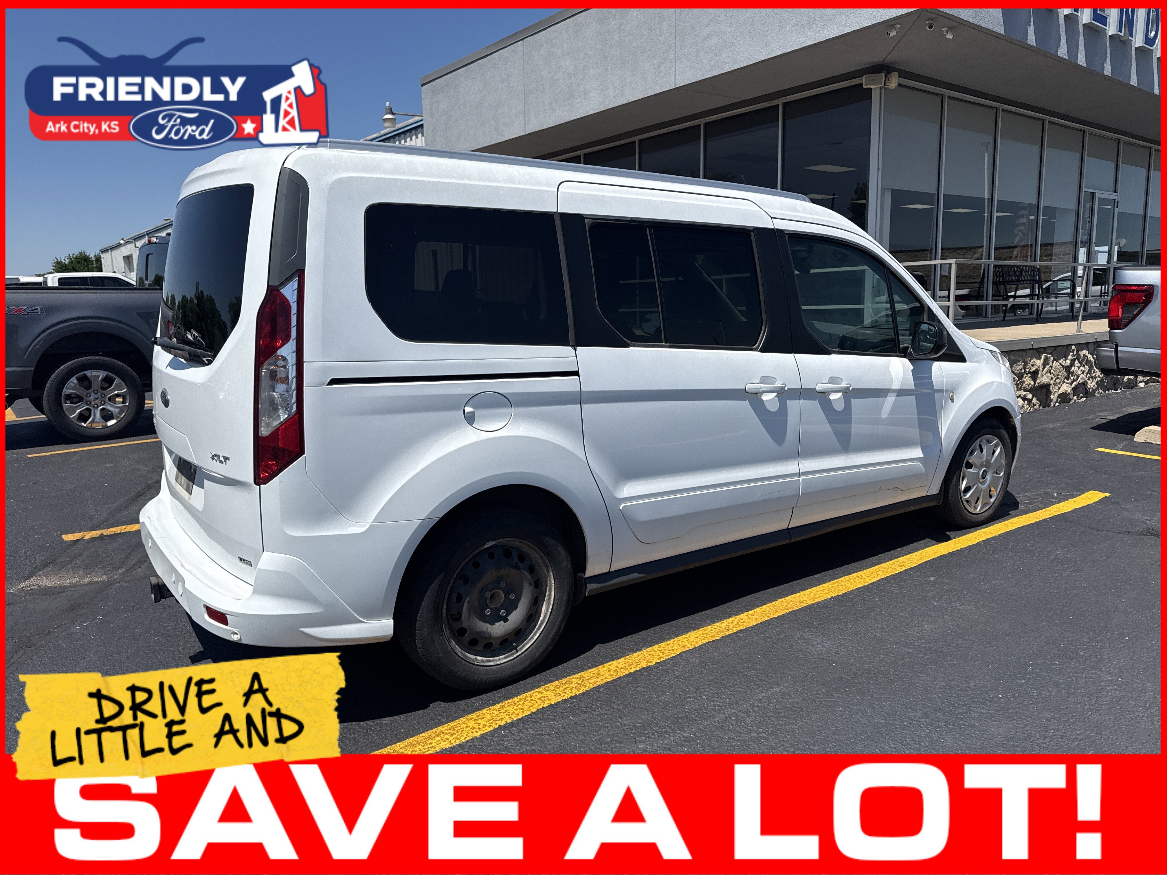 Used 2018 Ford Transit Connect XLT FWD image 3