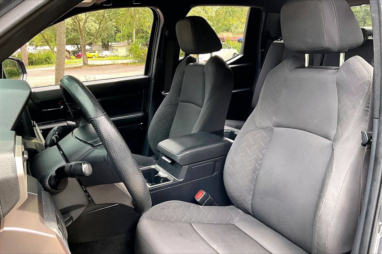 Used 2024 Toyota Tacoma SR5 AWD/4WD image 18
