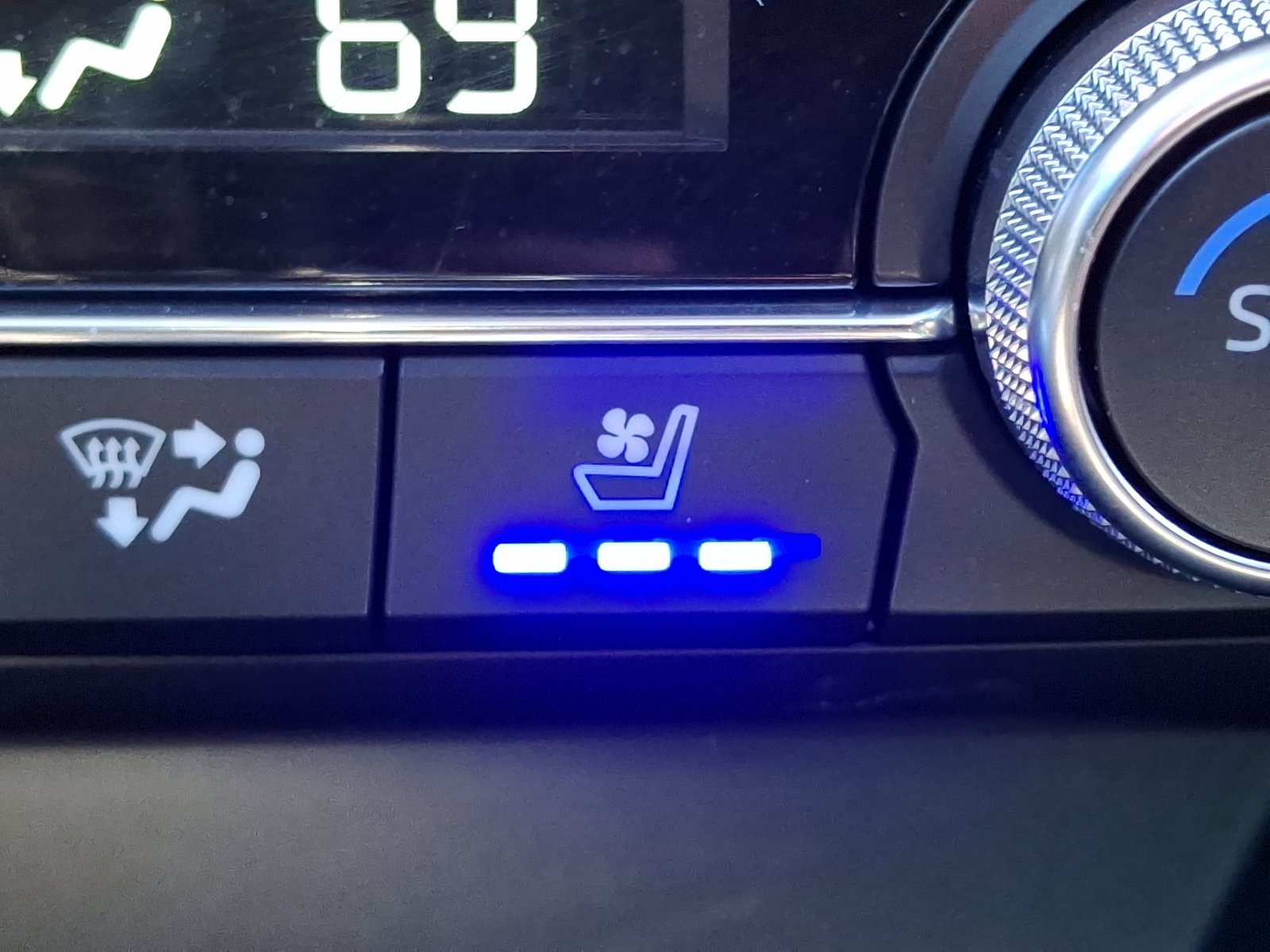 Certified 2024 MAZDA CX-5 Carbon Edition image 25