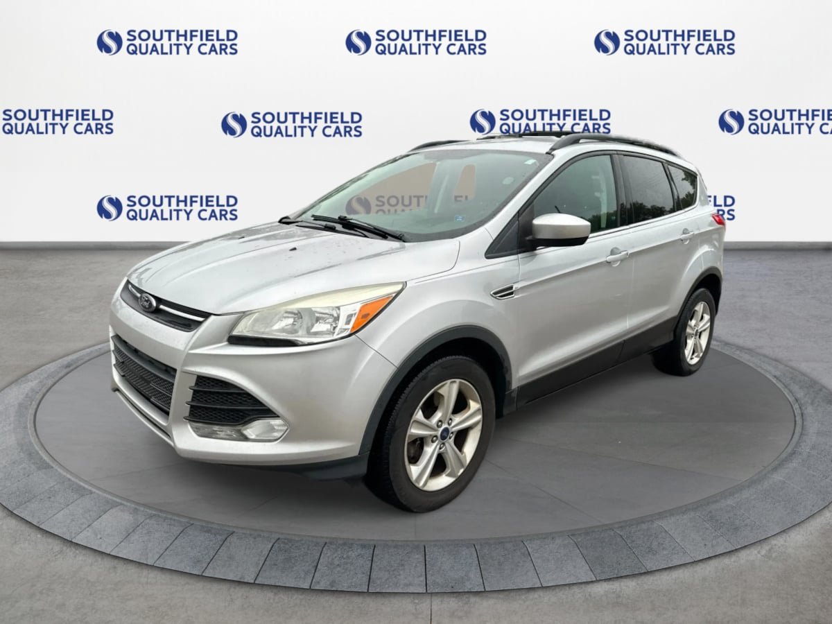 Used 2013 Ford Escape SE FWD image 2