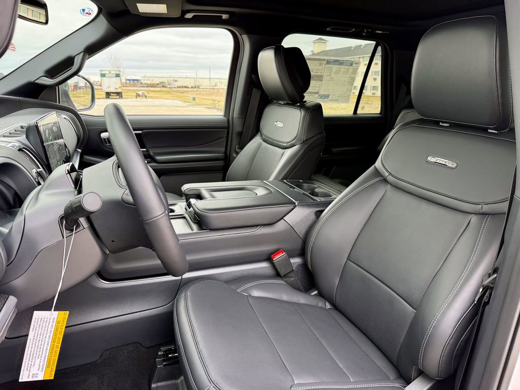 New 2026 Ford Expedition Max Platinum w/ Stealth Appearance Package image 10