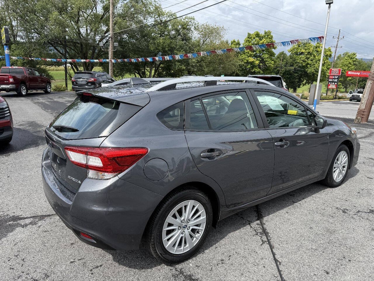 Used 2018 Subaru Impreza 2.0i Premium w/ Eyesight & BSD & Rcta AWD/4WD image 5