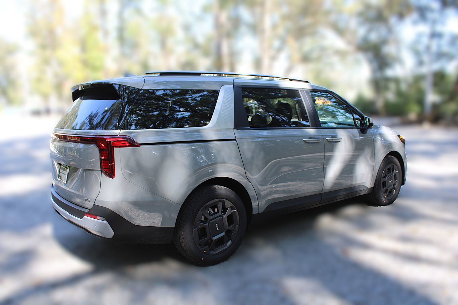 New 2026 Kia Carnival EX image 17