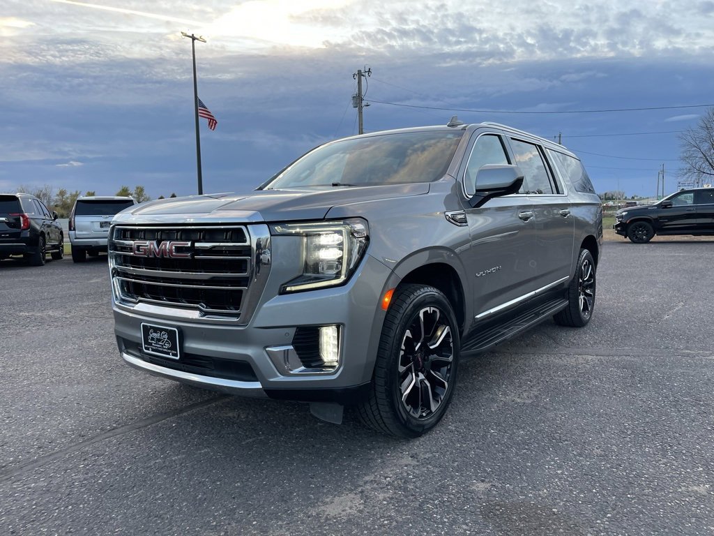 Used 2023 GMC Yukon XL SLT image 12