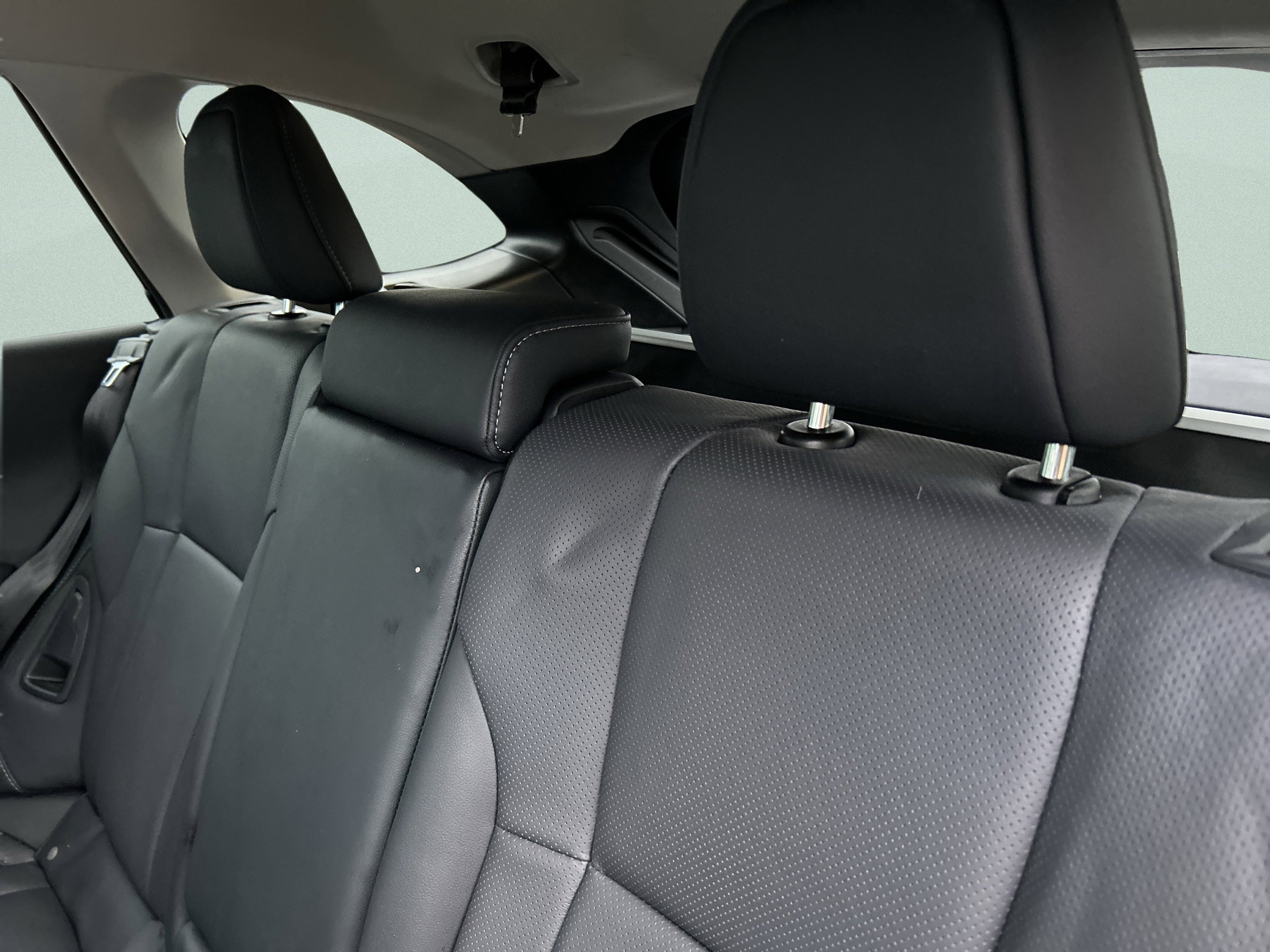 Used 2023 Subaru Outback Limited image 30