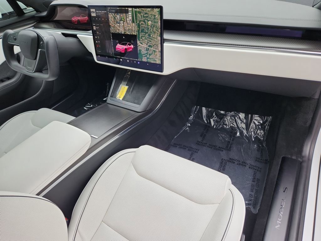 Used 2022 Tesla Model S Plaid image 28