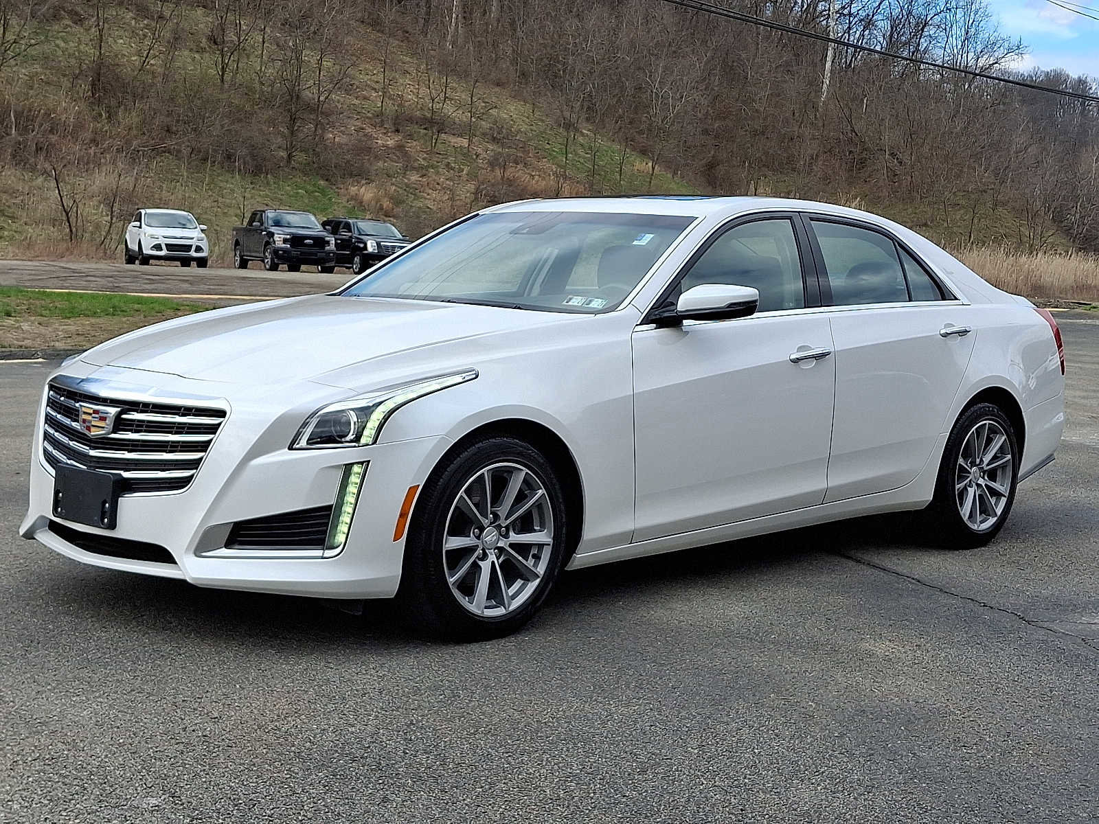 Used 2017 Cadillac CTS Luxury image 3