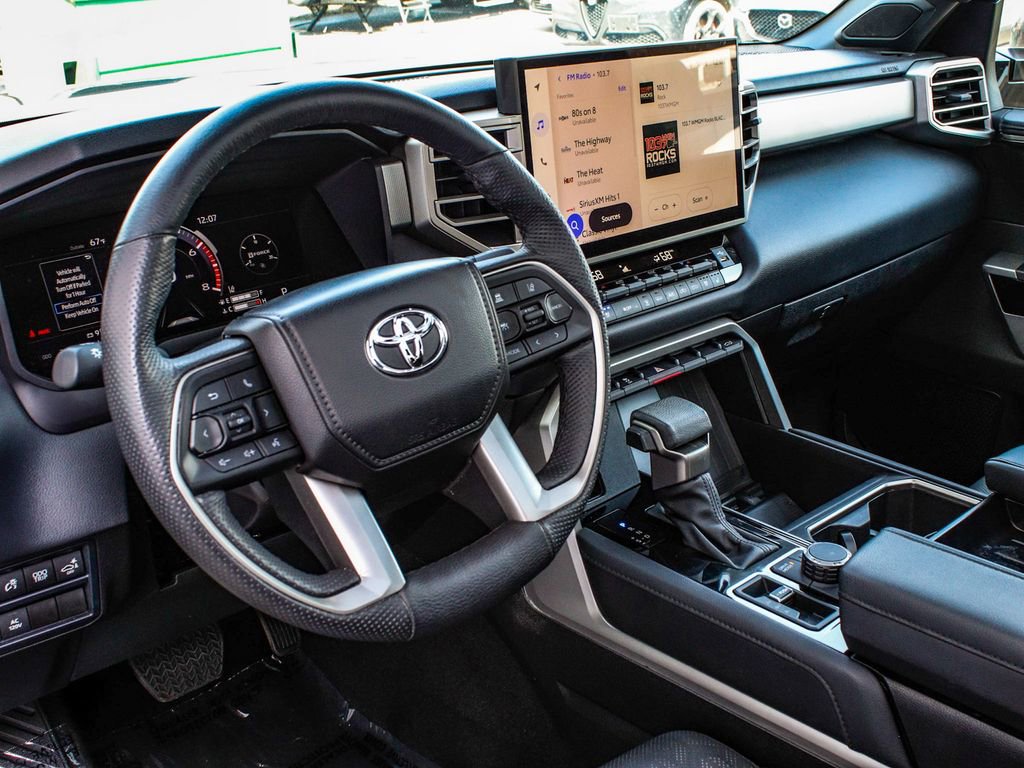 Used 2025 Toyota Tundra Limited AWD/4WD image 15