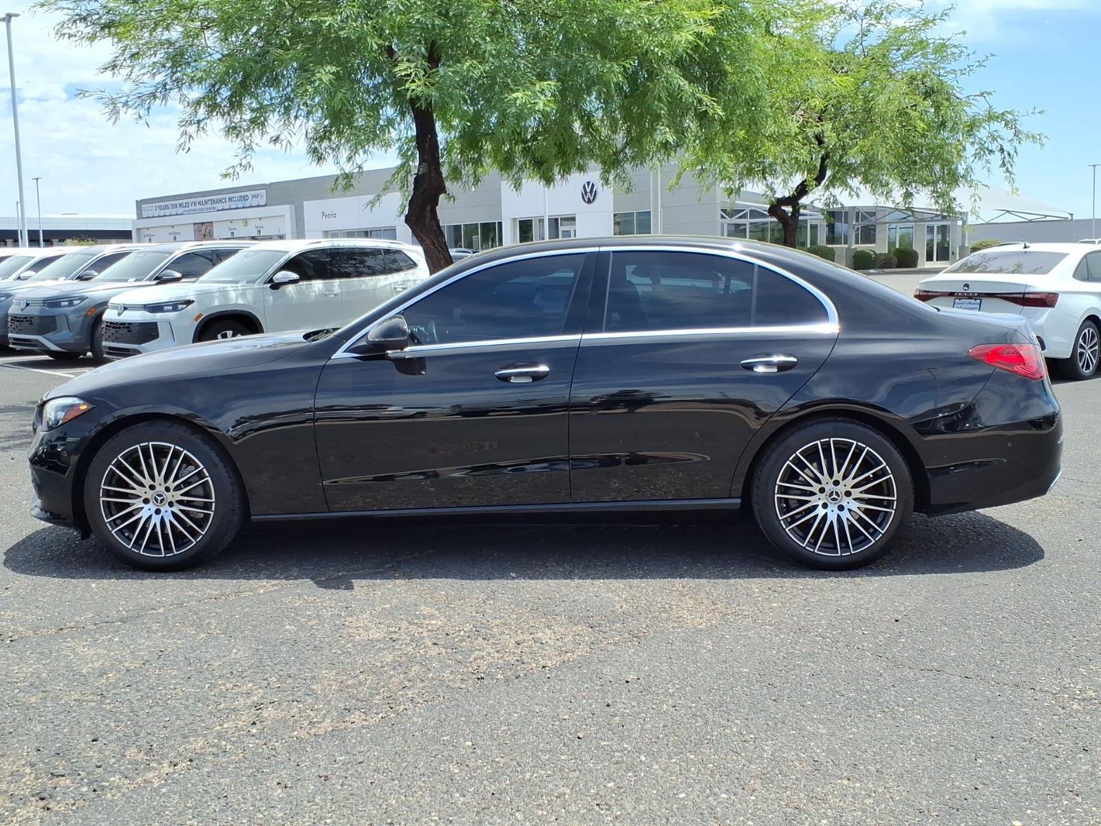 Used 2024 Mercedes-Benz C 300 Sedan image 4