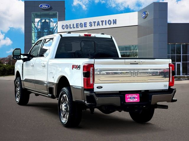 Certified 2023 Ford F250 King Ranch w/ FX4 Off-Road Package image 3