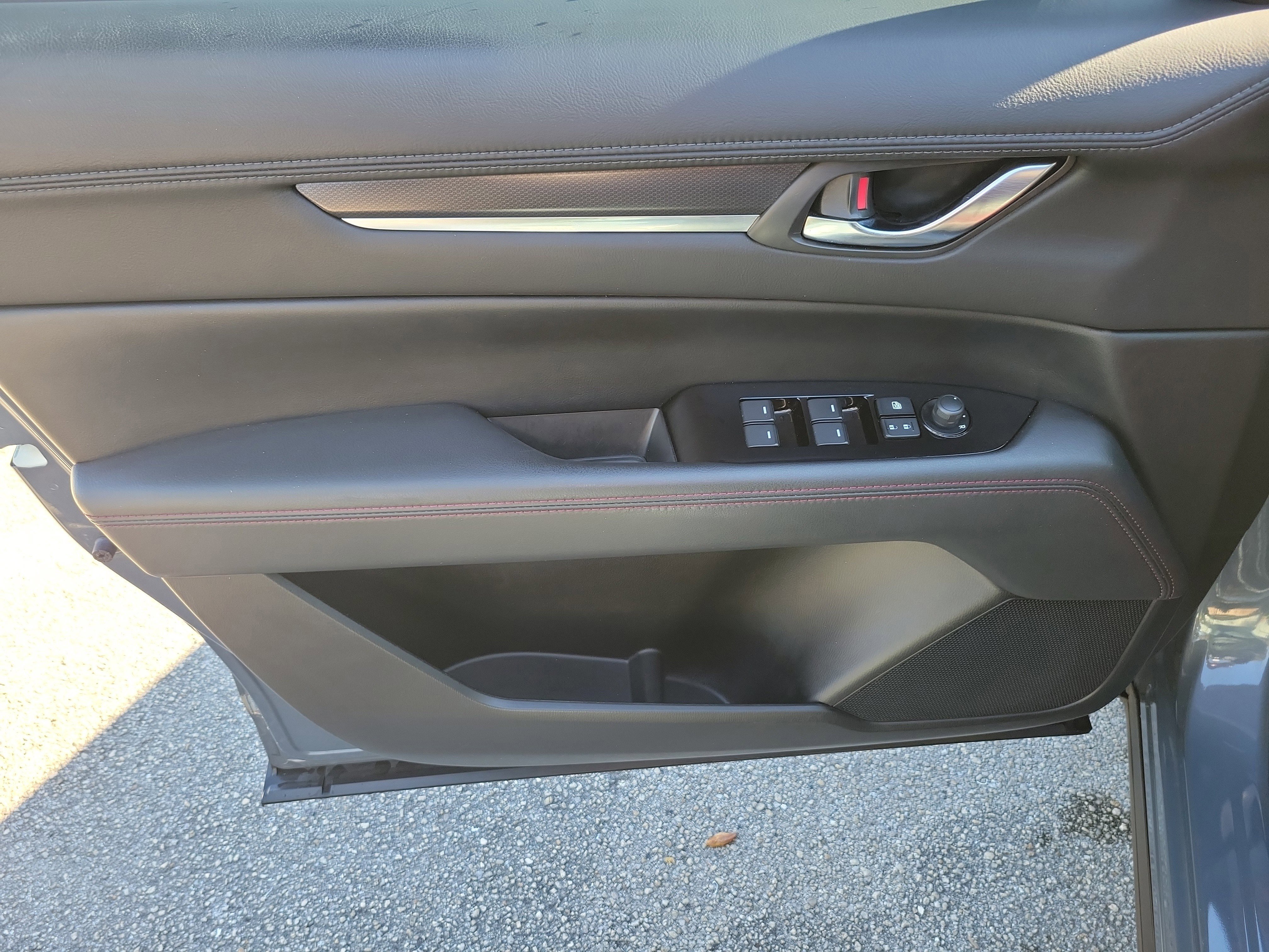 Certified 2022 MAZDA CX-5 Carbon Edition image 13