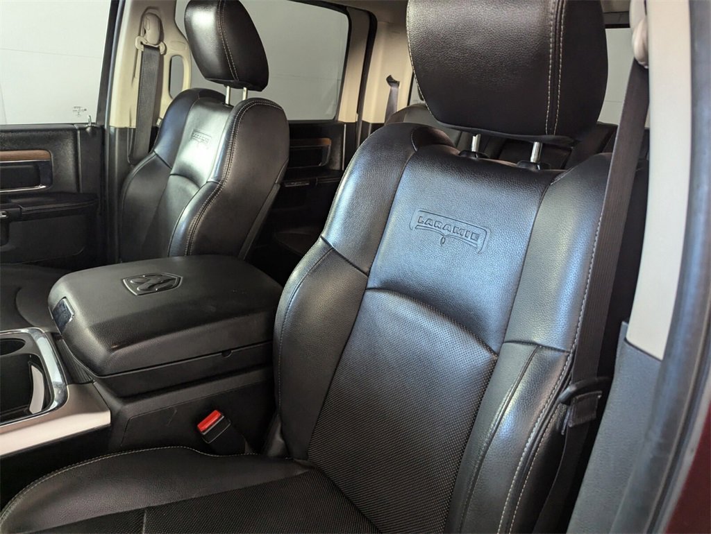 Used 2016 RAM 1500 Laramie w/ Convenience Group image 11