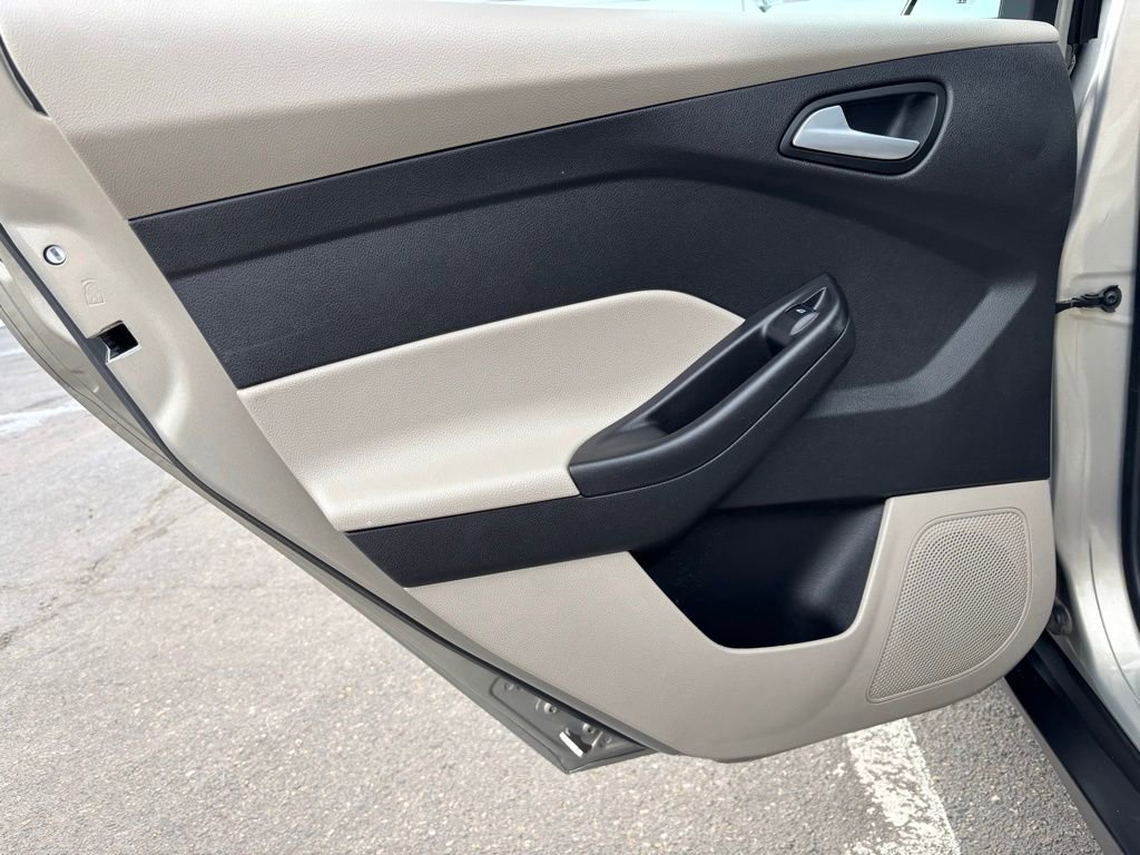 Used 2015 Ford Focus SE image 23