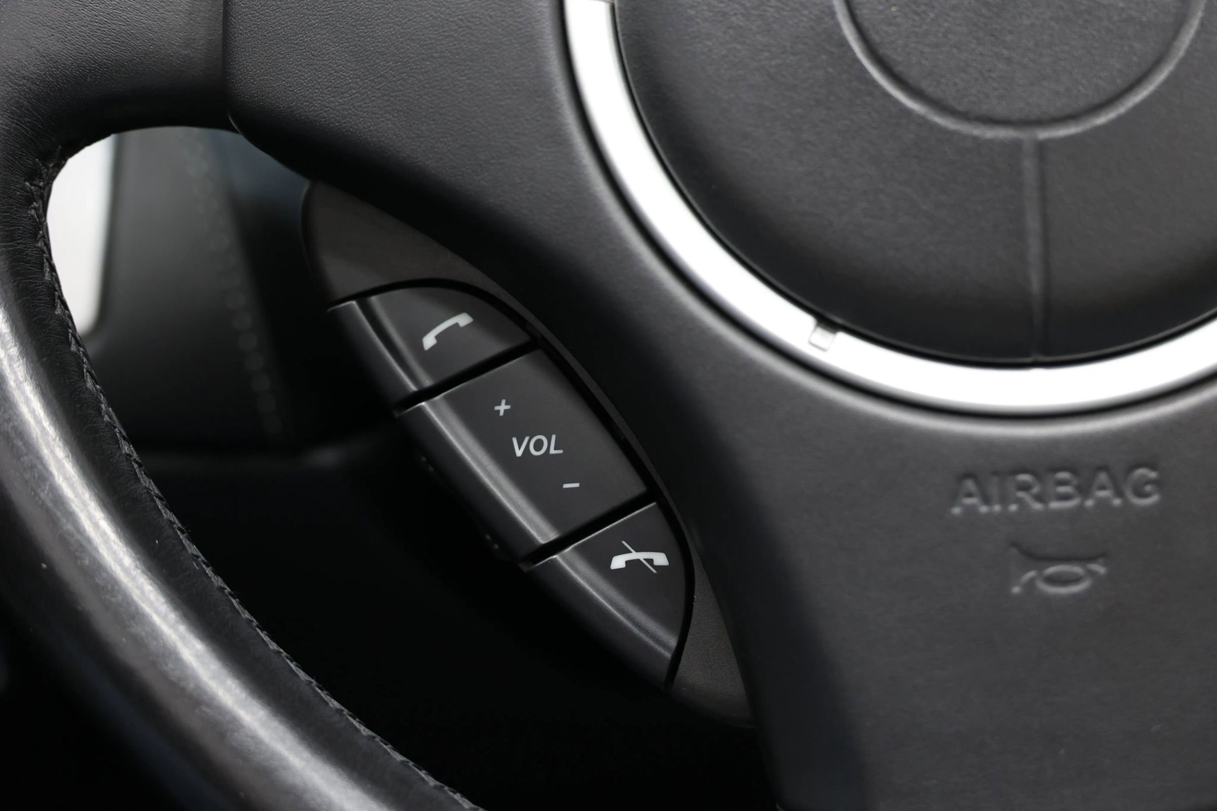 Used 2012 Aston Martin Virage Volante image 31