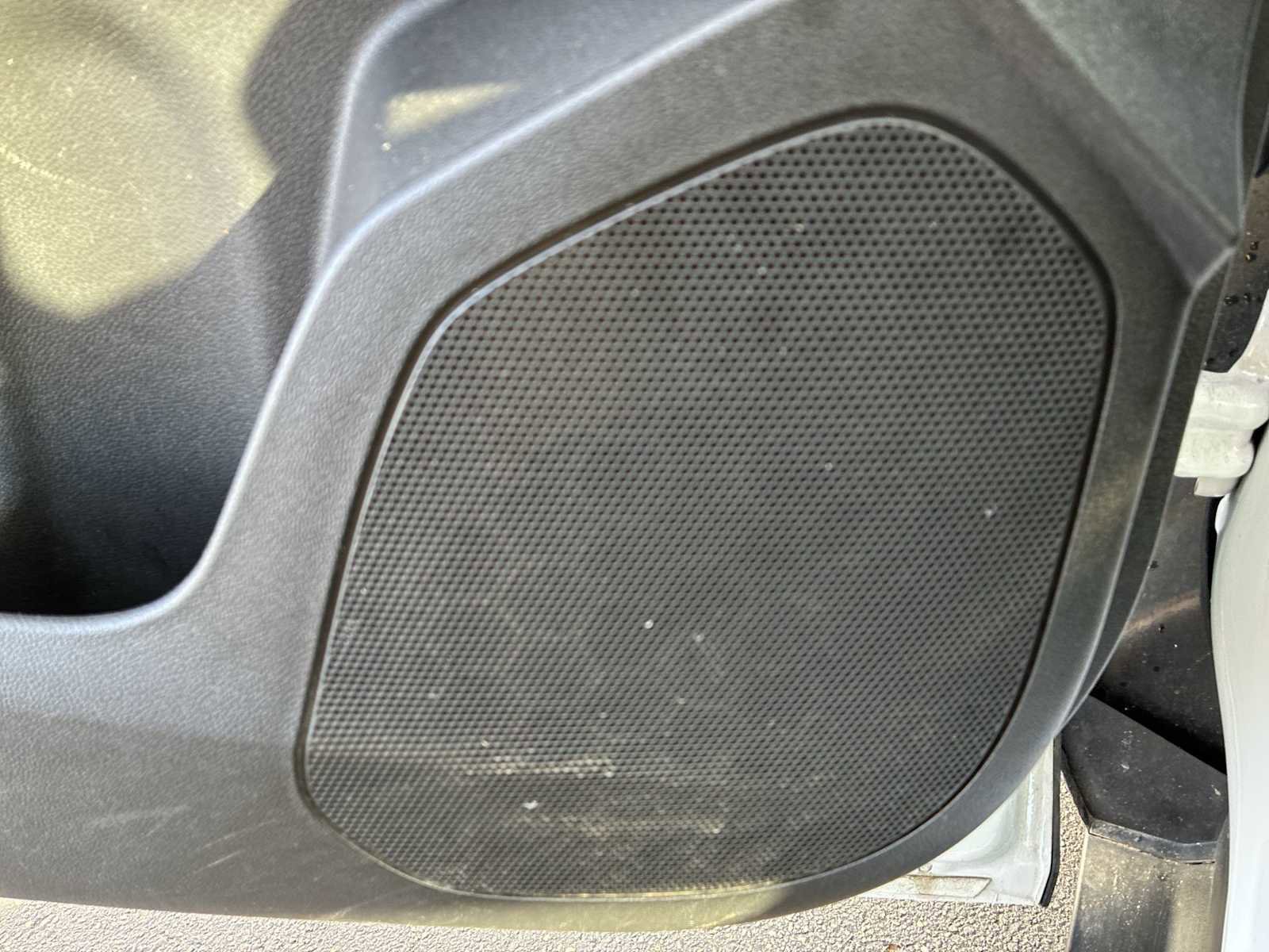 Certified 2024 Chevrolet Trax LT w/ Driver Confidence Package image 23