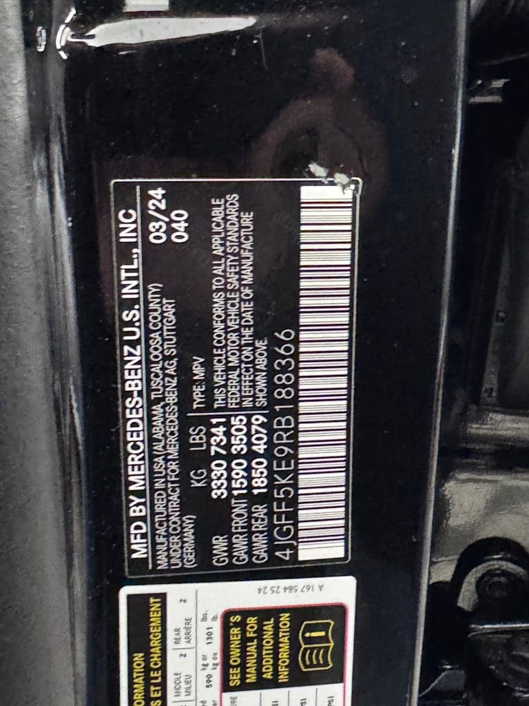 Used 2024 Mercedes-Benz GLS 450 4MATIC image 32