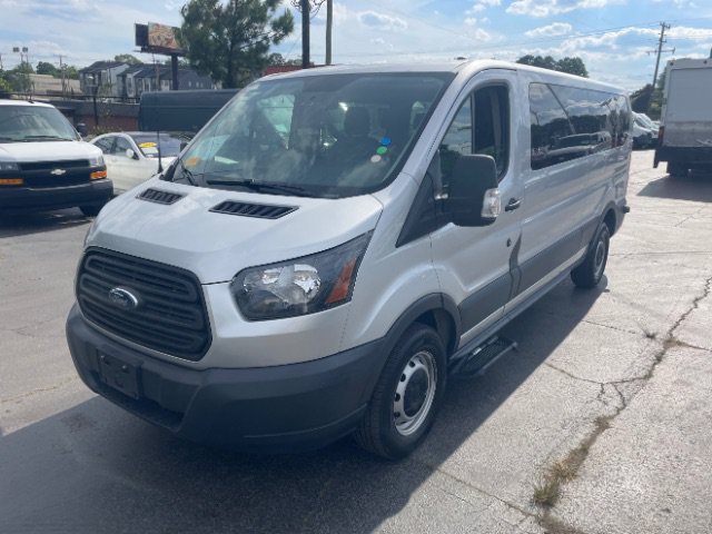 Used 2015 Ford Transit 350 XL RWD image 4