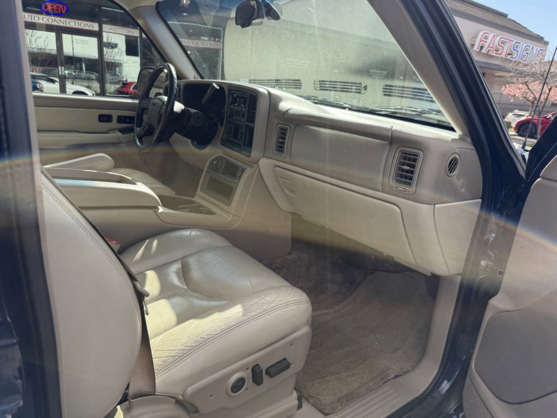 Used 2003 GMC Yukon SLT w/ 1SD Preferred Equipment Group image 10