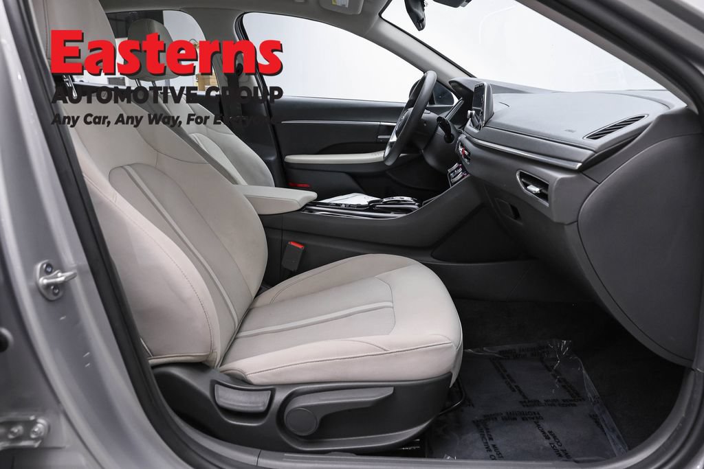 Used 2023 Hyundai Sonata SEL FWD image 25